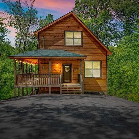 Bear Up There Cabin By Avada Properties